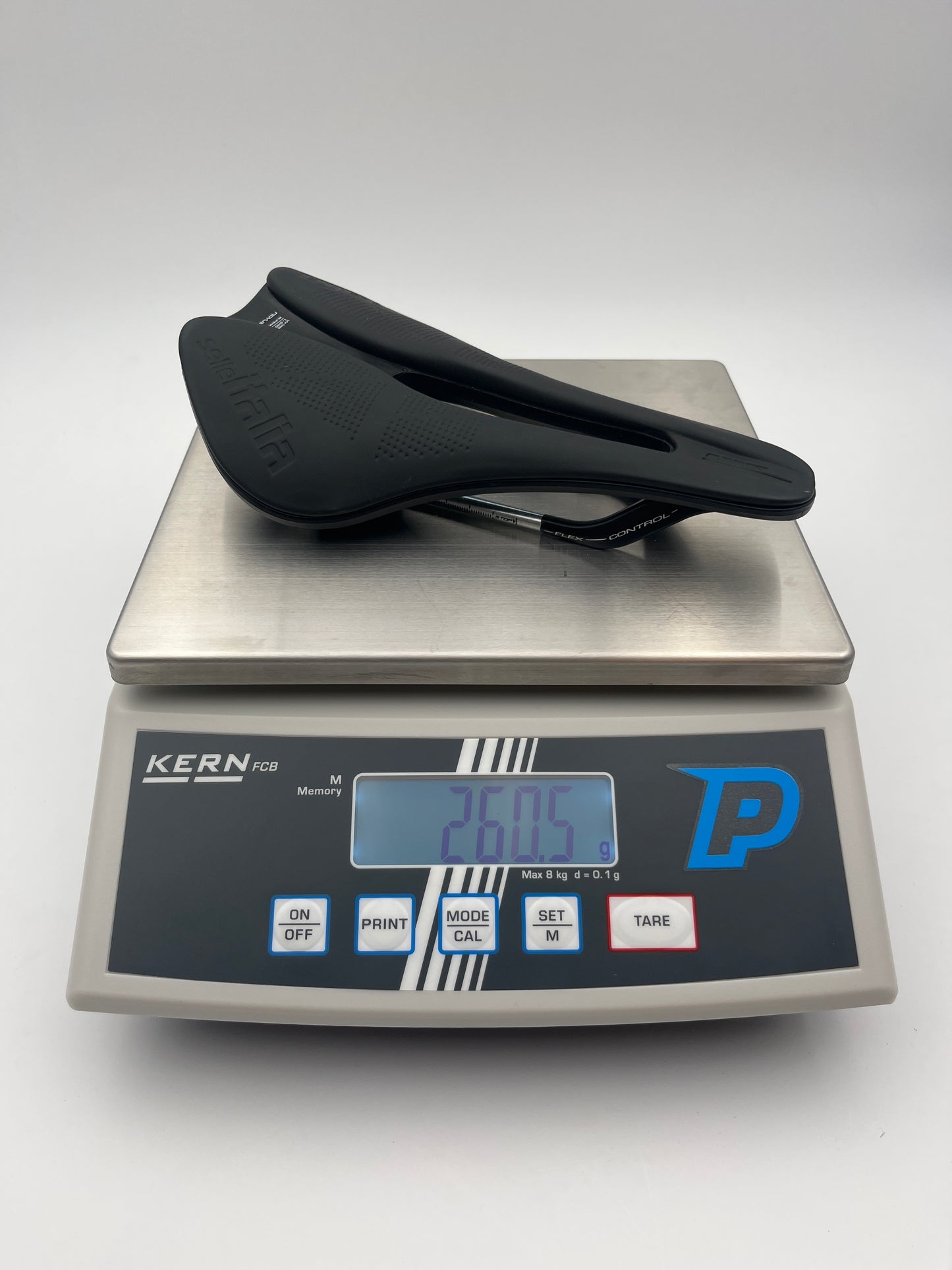 Sadel SELLE ITALIA NOVUS EVO BOOST SUPERFLOW L Rails Fec