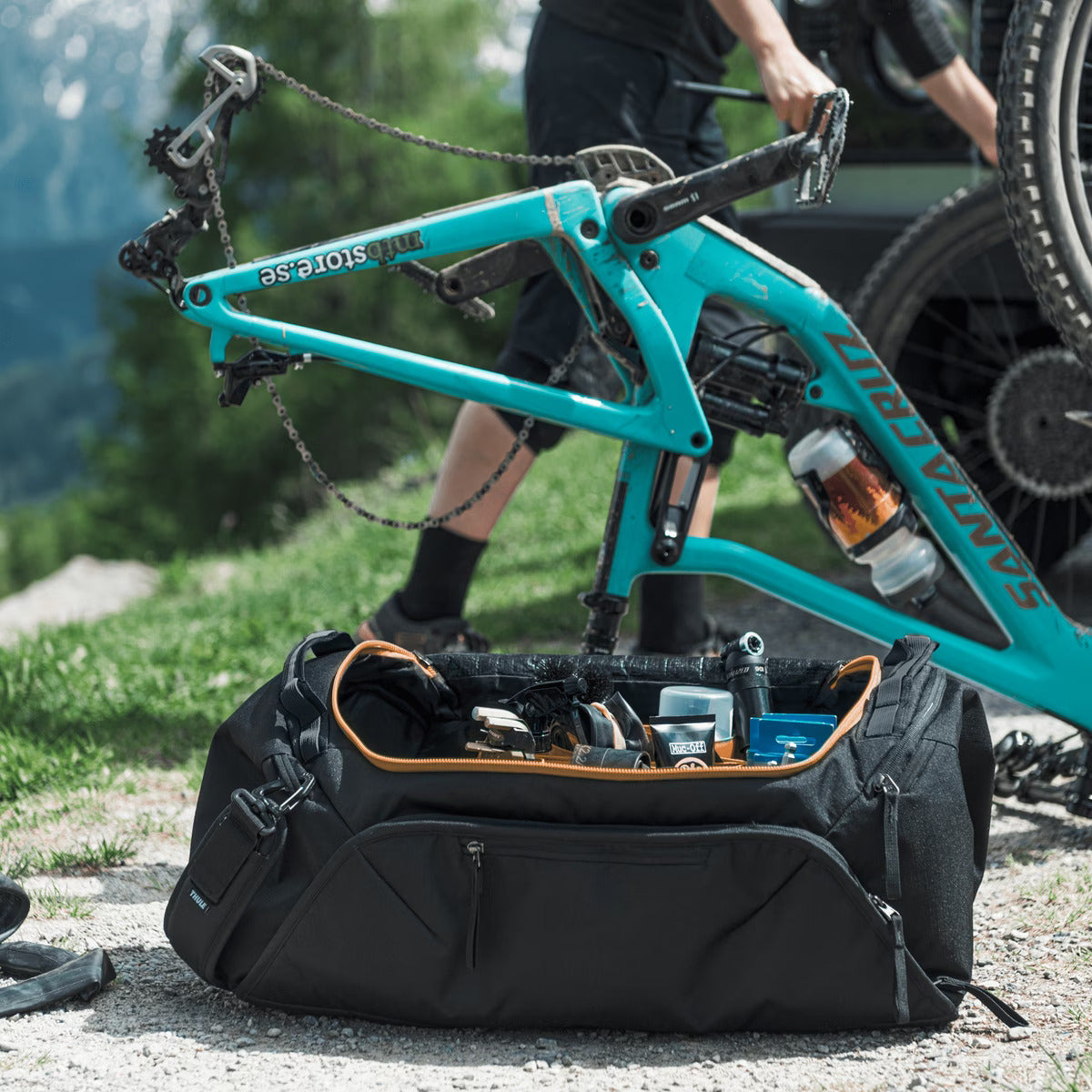 Resväska THULE ROUNDTRIP 55 L Svart