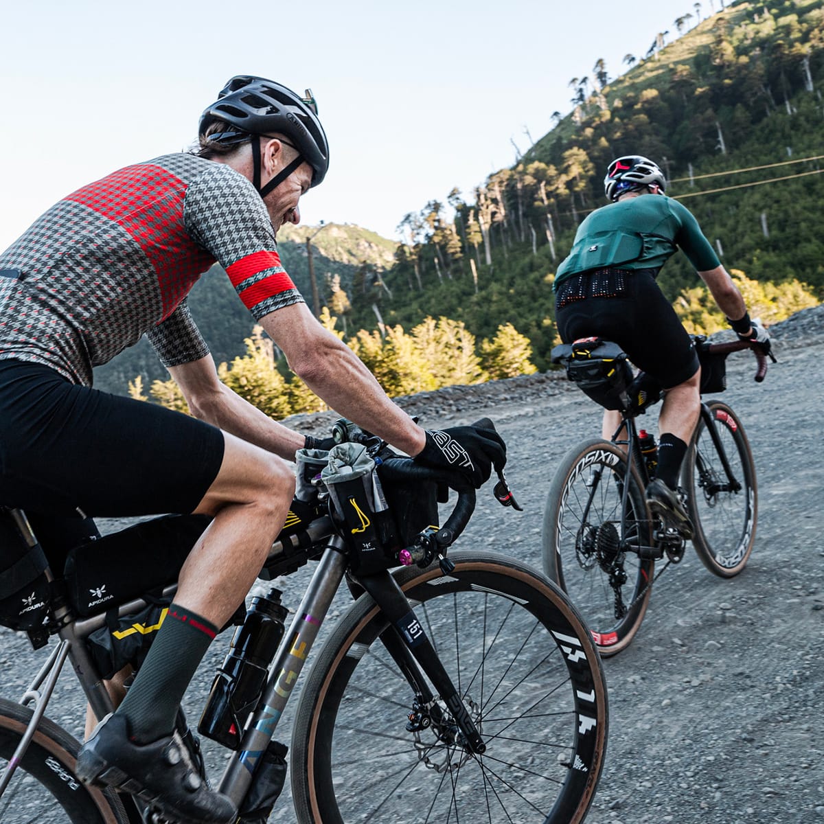 ABUS AIRBREAKER Road Hjälm Svart