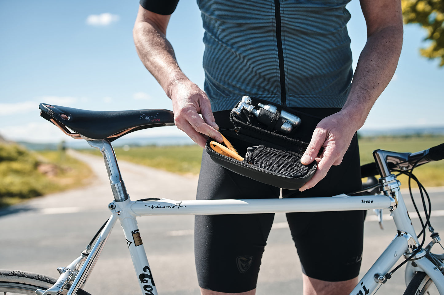 Tool pouch FIDLOCK TWIST TOOLBOX + BIKE BASE Black