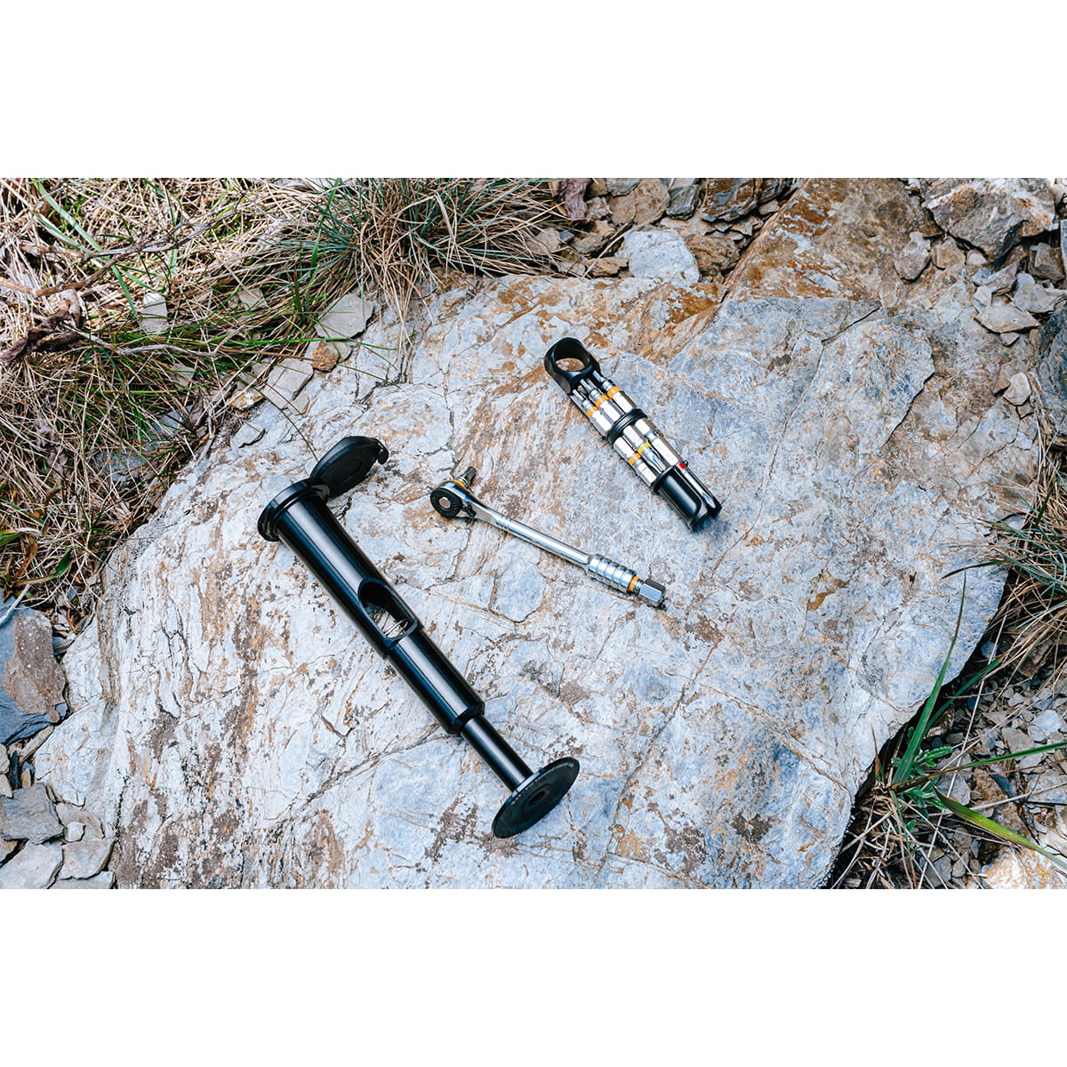 Integrerat multiverktyg Gaffelrör 42 mm avsmalnande GRANITE DESIGN STASH RT (10 verktyg) Svart