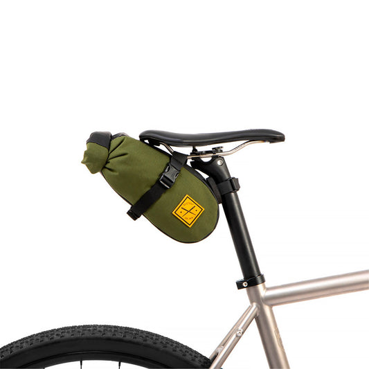 Sadelväska RESTRAP SADDLE PACK 2,5L Olive