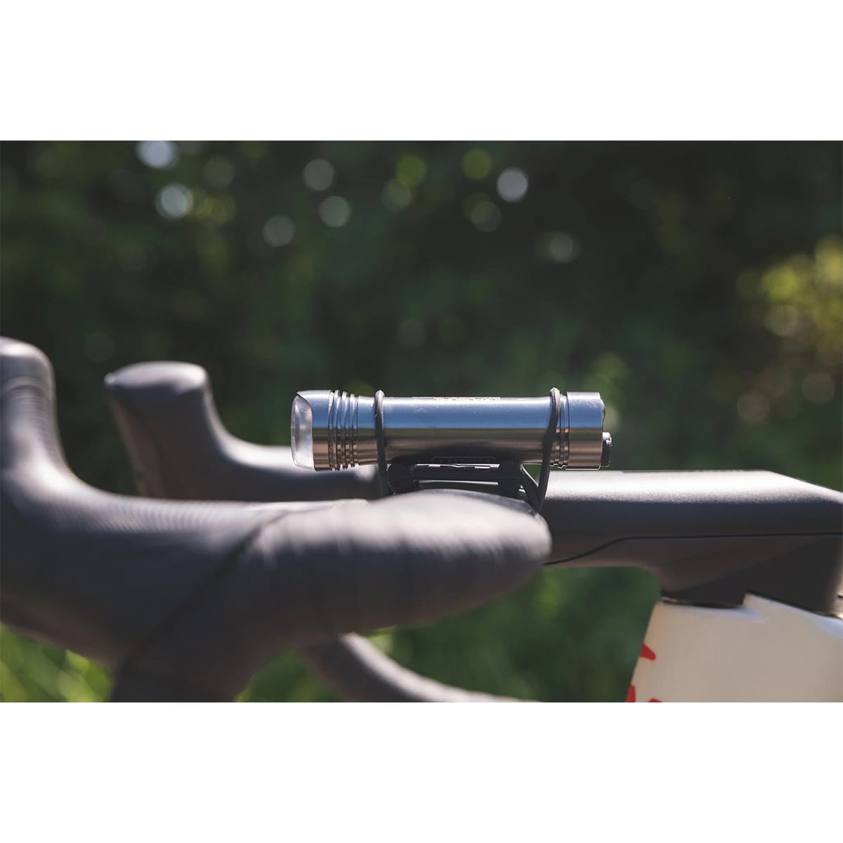 Fixeringsfäste EXPOSITIONSLJUS AERO BAR SILICONE