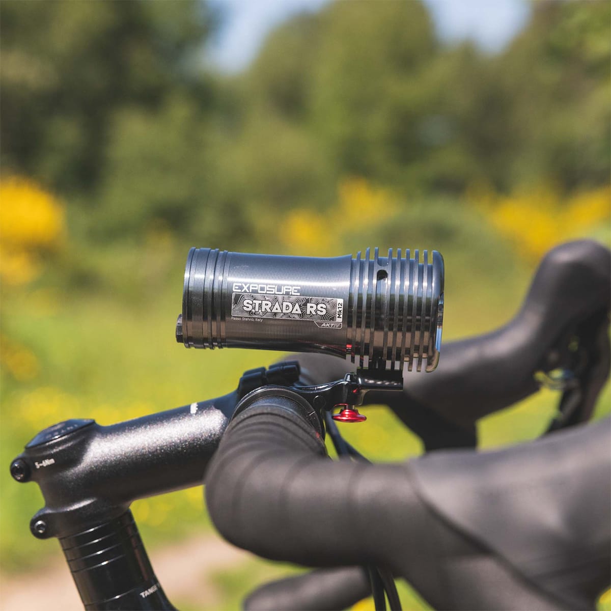 Frontbelysning EXPOSURE LIGHTS STRADA MK12 RS AKTIV