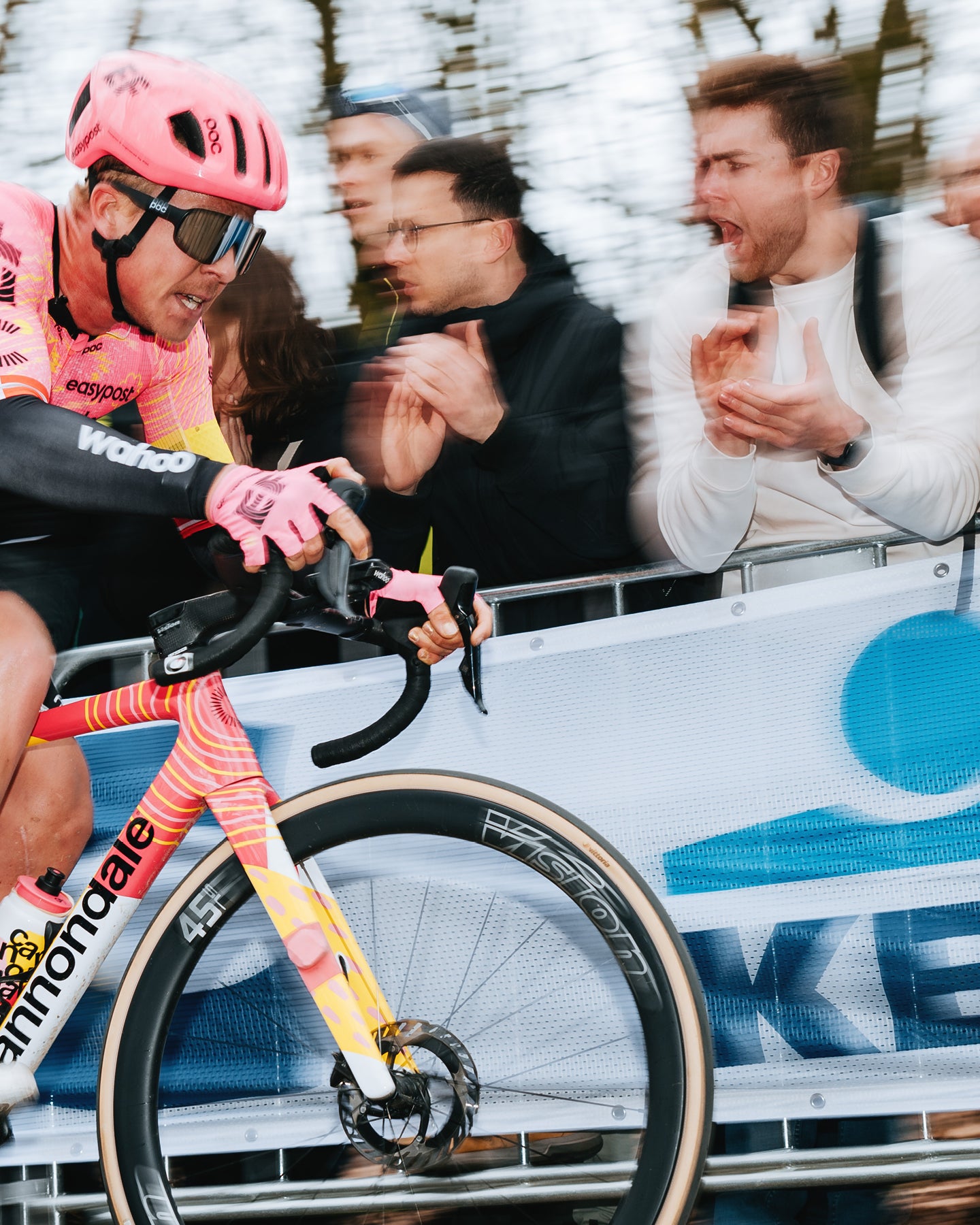 POC VENTRAL AIR MIPS EF Race team LIMITED Road Hjälm Rosa 2024
