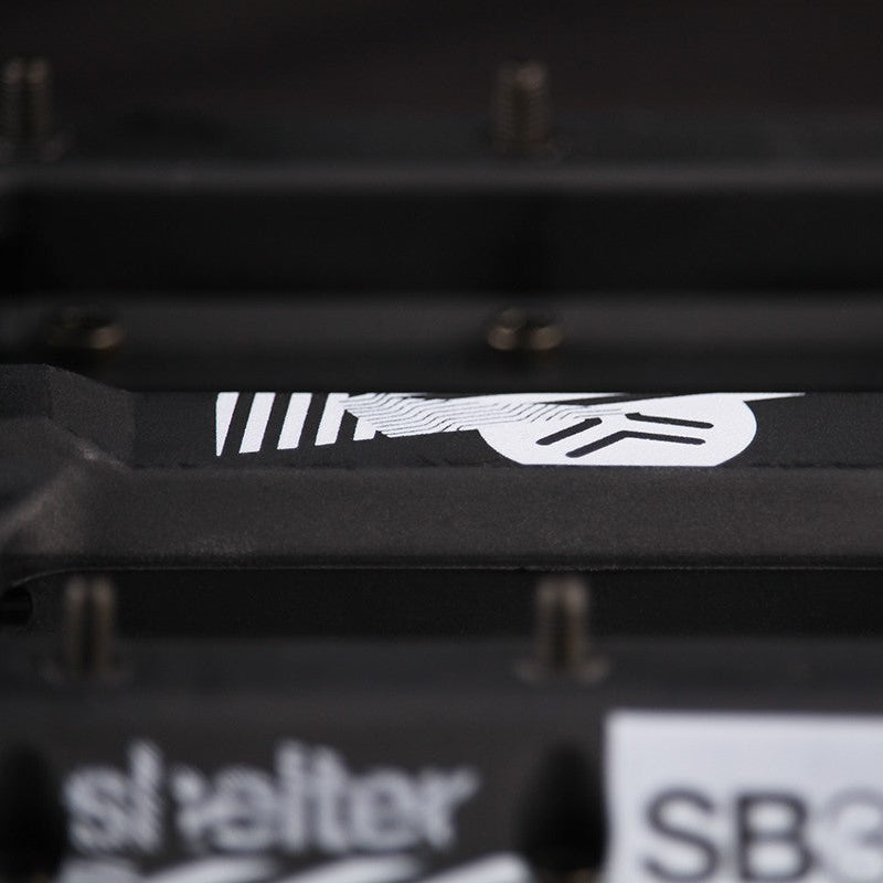 SB3 Shelter flat pedals Black