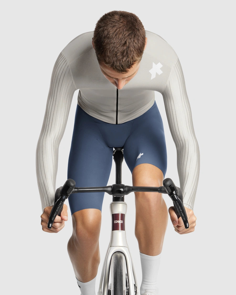 ASSOS EQUIPE RS S11 Långärmad Jersey Almond Milk