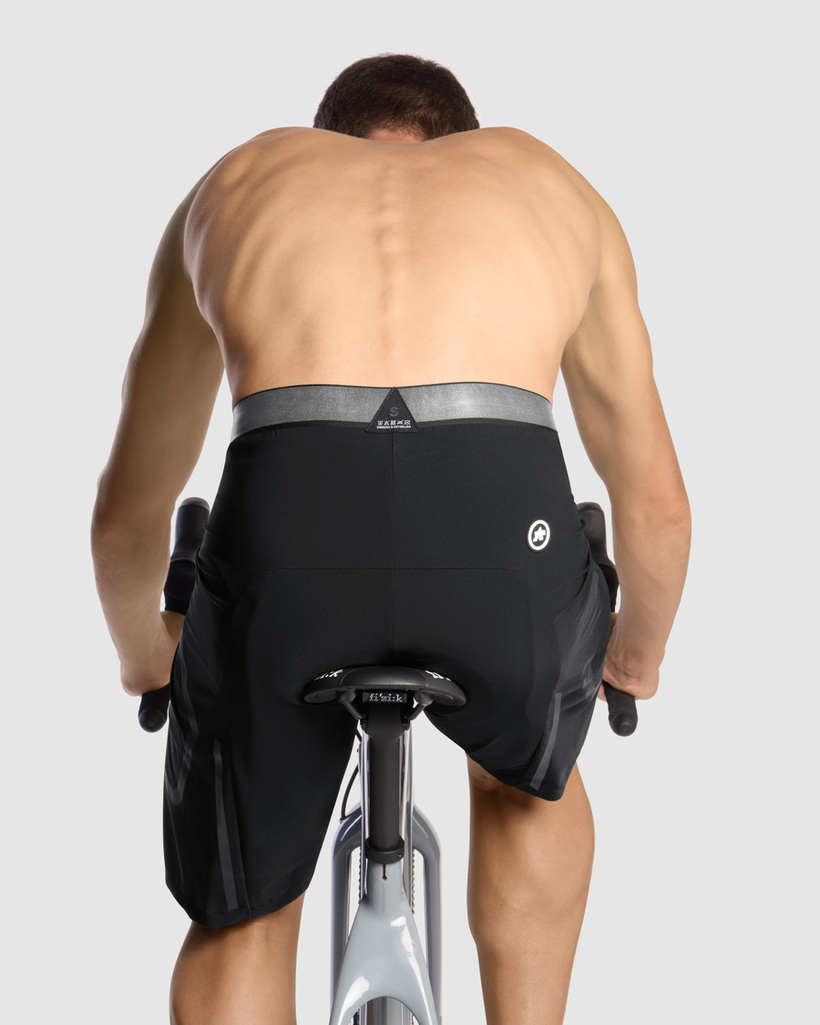 ASSOS TACTICA CARGO Shorts T3 Svart