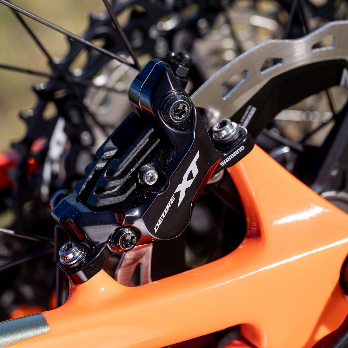 Par SHIMANO XT M8120 4 kolvar J-KIT ventilerade bromsbelägg