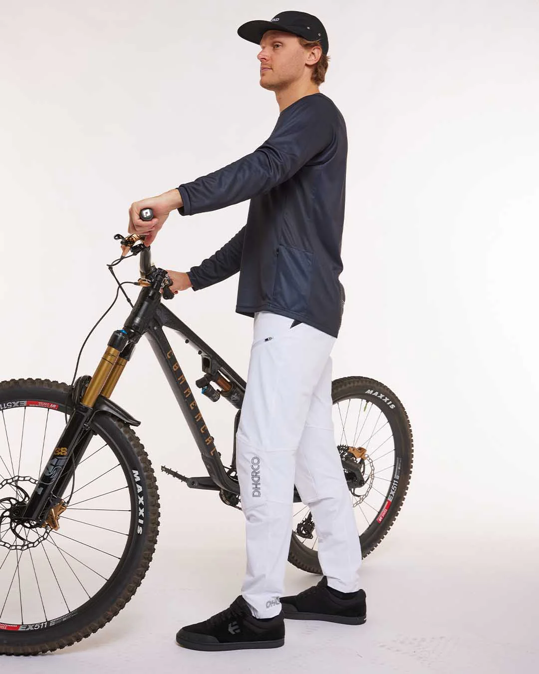 DHARCO GRAVITY Byxor Vit