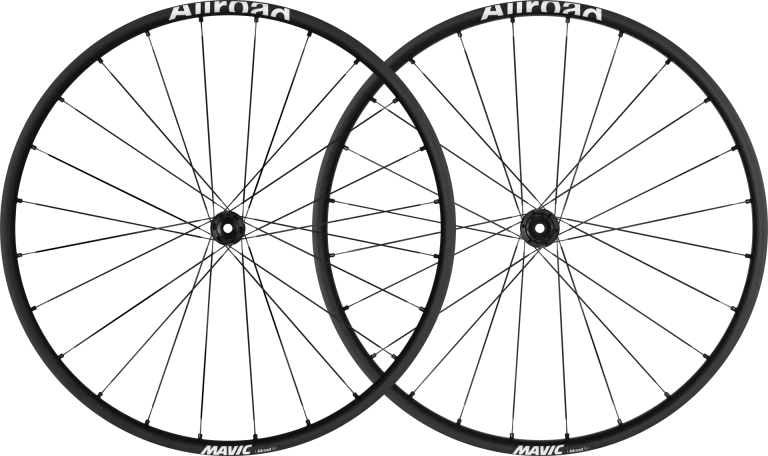Ett par MAVIC ALLROAD S DISC-fälgar med däck (centerlås)