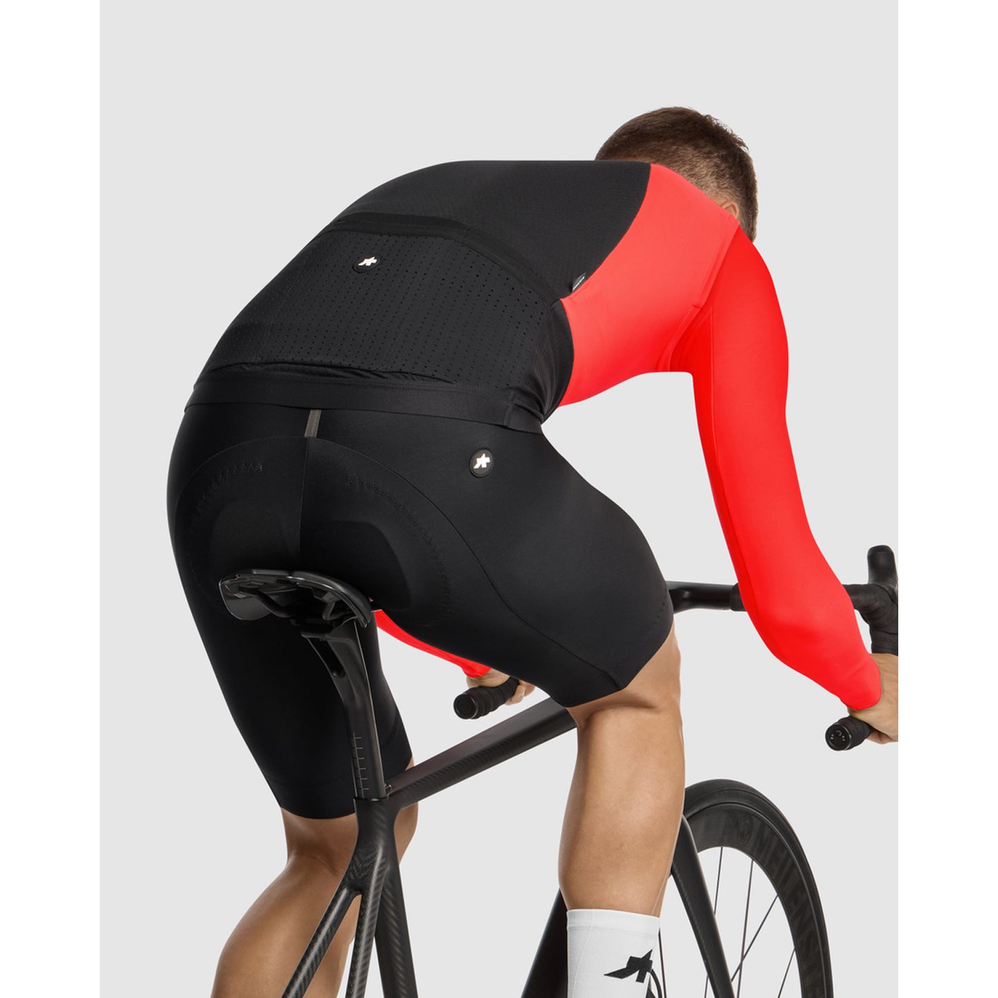 ASSOS EQUIPE R S11 LollyRed Ärmlös jacka