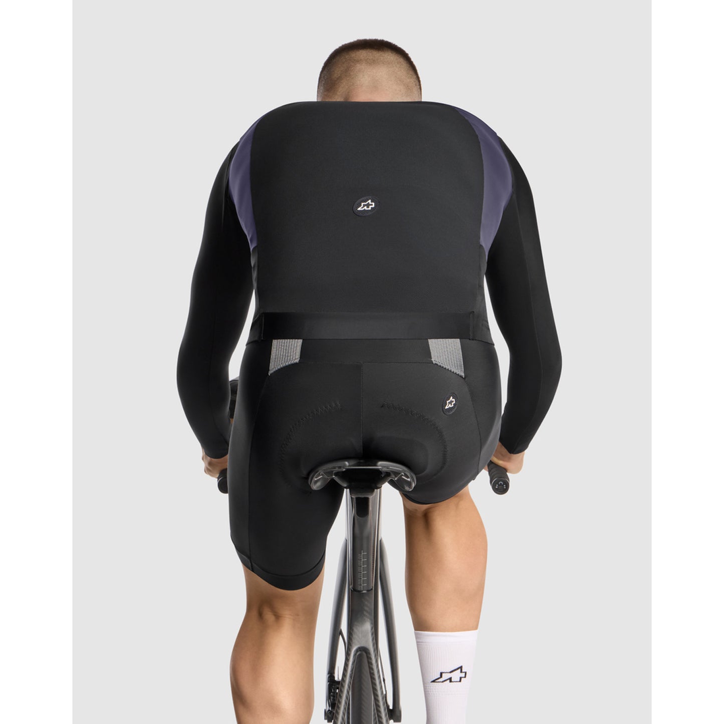 ASSOS MILLE GTS S11 Future Dusk Sleeveless Jacket