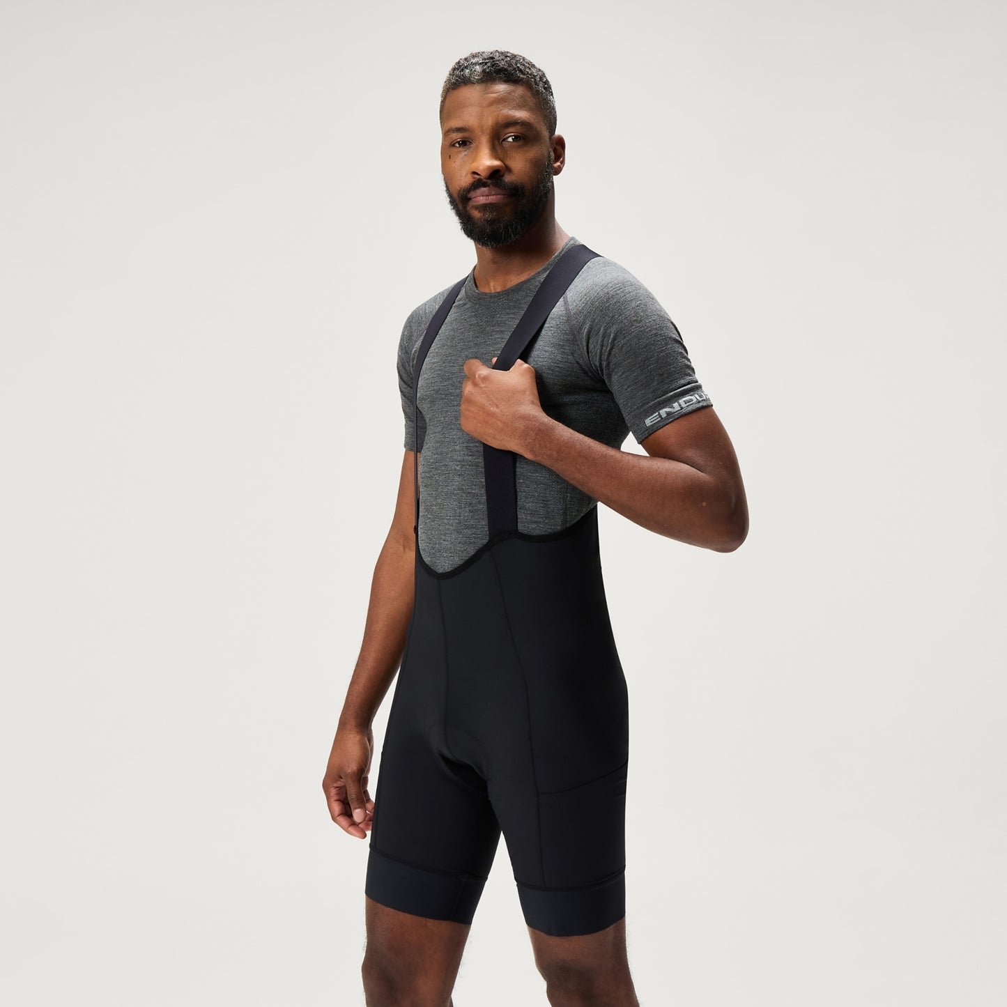 ENDURA LOOP Bib Short Svart 2025