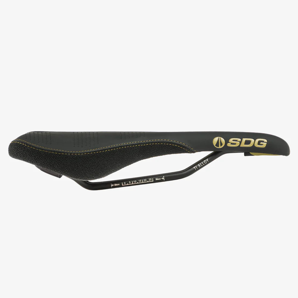 Saddle SDG RADAR MTN Rails Titanium-Aluminium Black/Cream