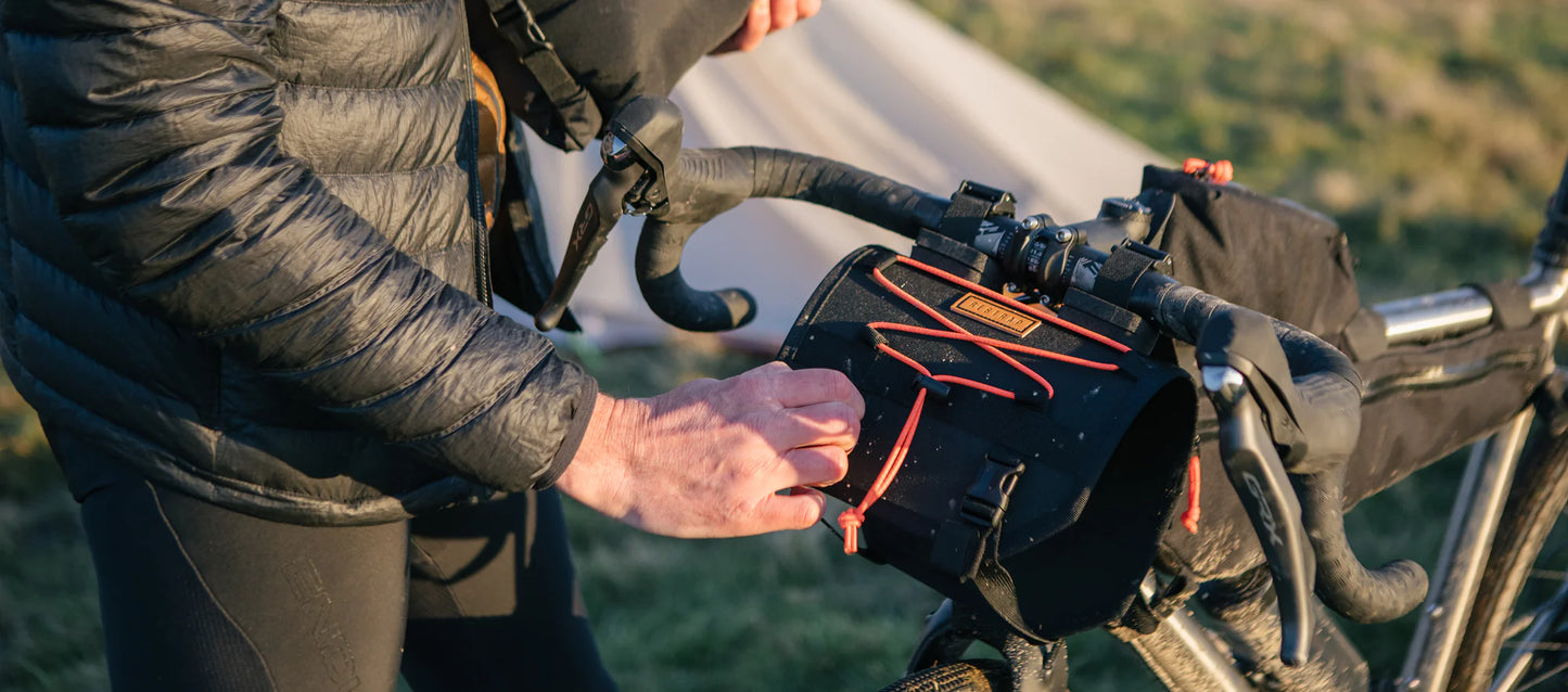 Styreväska RESTRAP BAR BAG 14 L Svart