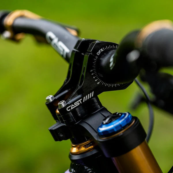 CAST DFX DIRECT MOUNT styrstam Svart