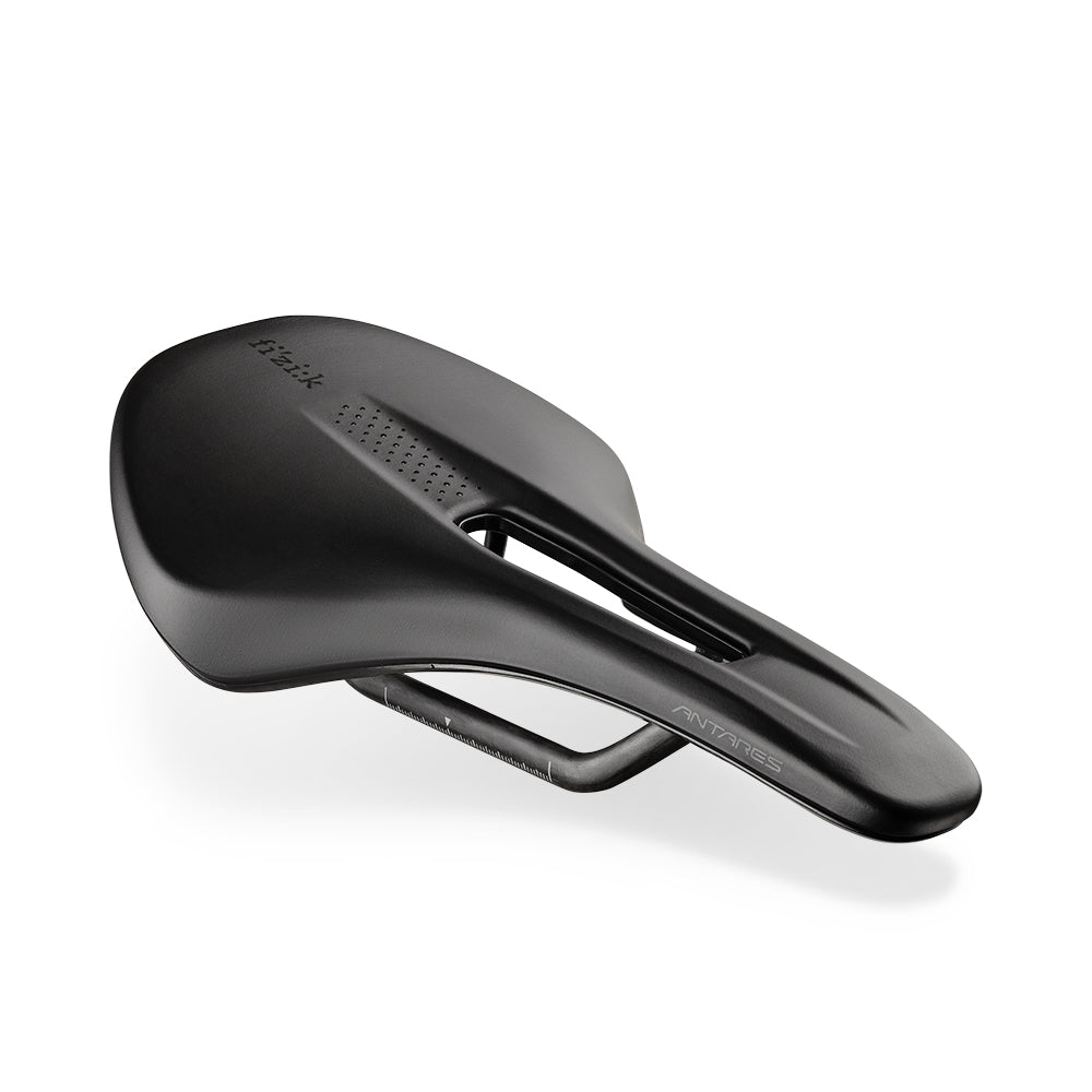 FIZIK VENTO ANTARES R1 140 mm kolfiberskena Svart sadel