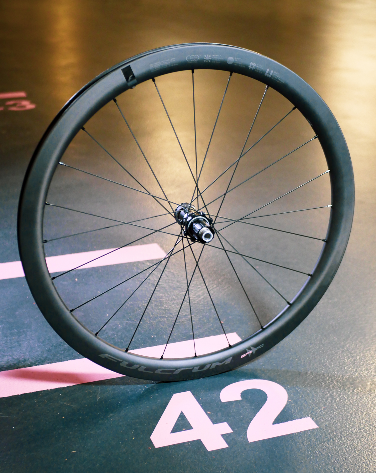 Par FULCRUM SPEED 42 Tubeless Ready-hjul (centerlås)