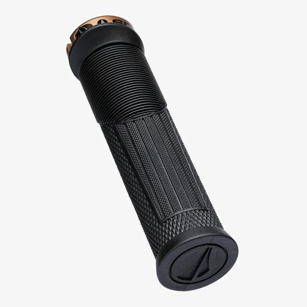 SDG OPEN CORE THRICE-grepp 136 mm Svart/Kashima