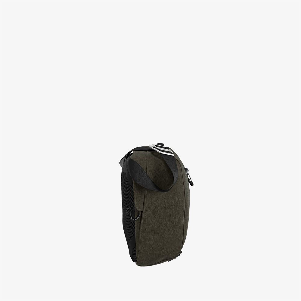 BROOKS SCAPE COMPACT 10L styrväska Grön