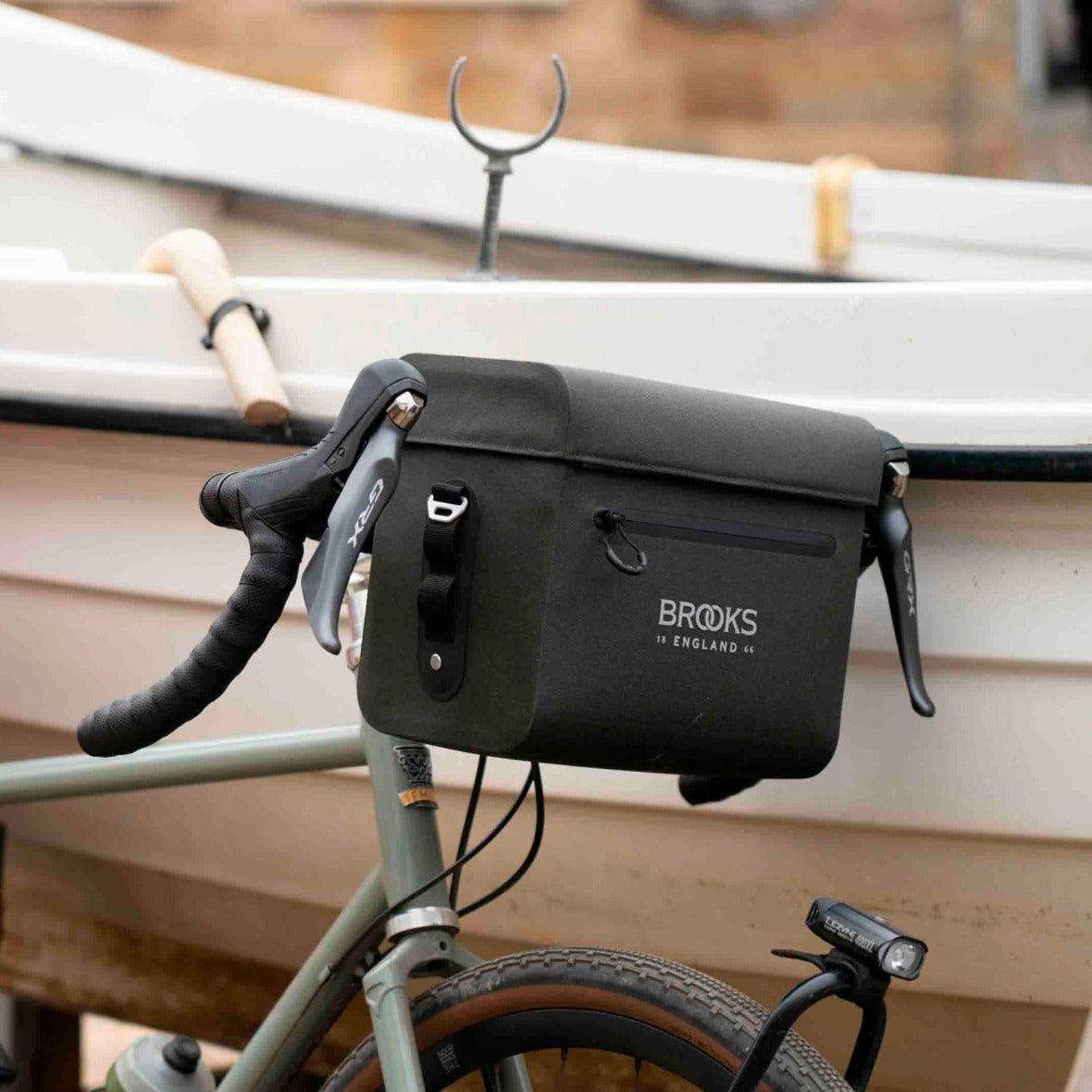 BROOKS SCAPE 8L Handlebar Bag Green
