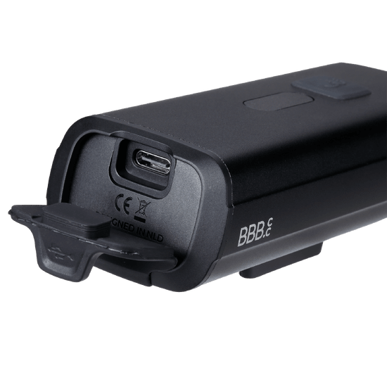 BBB STRIKEDUO 2100 front light with indicator