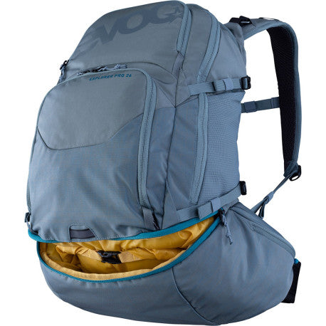 EVOC EXPLORER PRO 26 L Backpack Grey