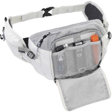 EVOC HIP PACK 3 L + 1,5 L vattenpåse Grå