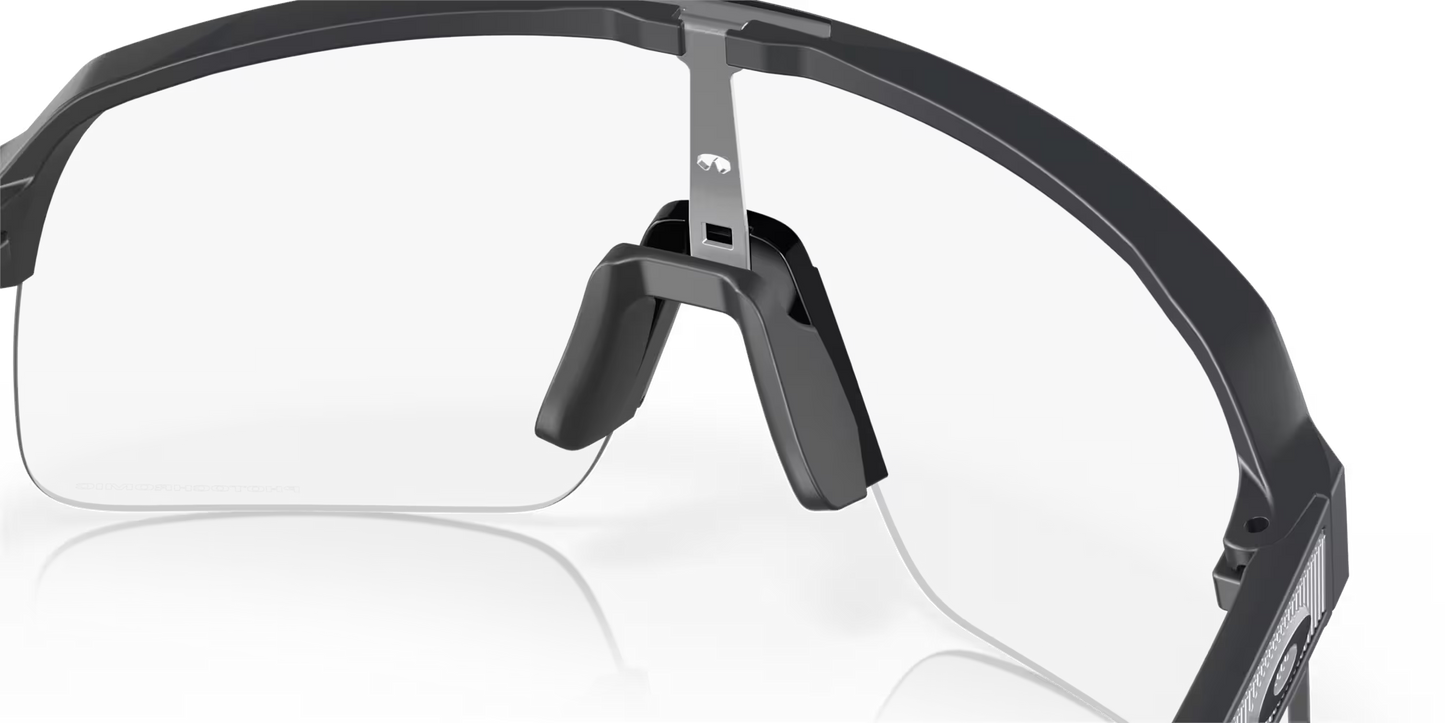 OAKLEY SUTRO LITE Matt Carbon Clear Photochromic Lens - O9463-4539