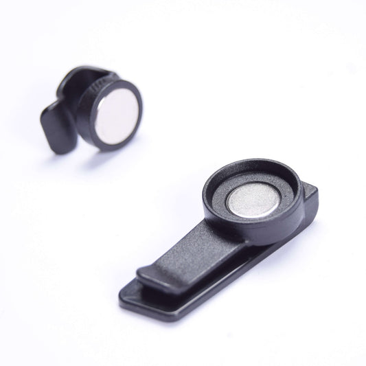 USWE MAGNETIC TUBE CLIP Universal Magnetic Hydration Bag Holder Black