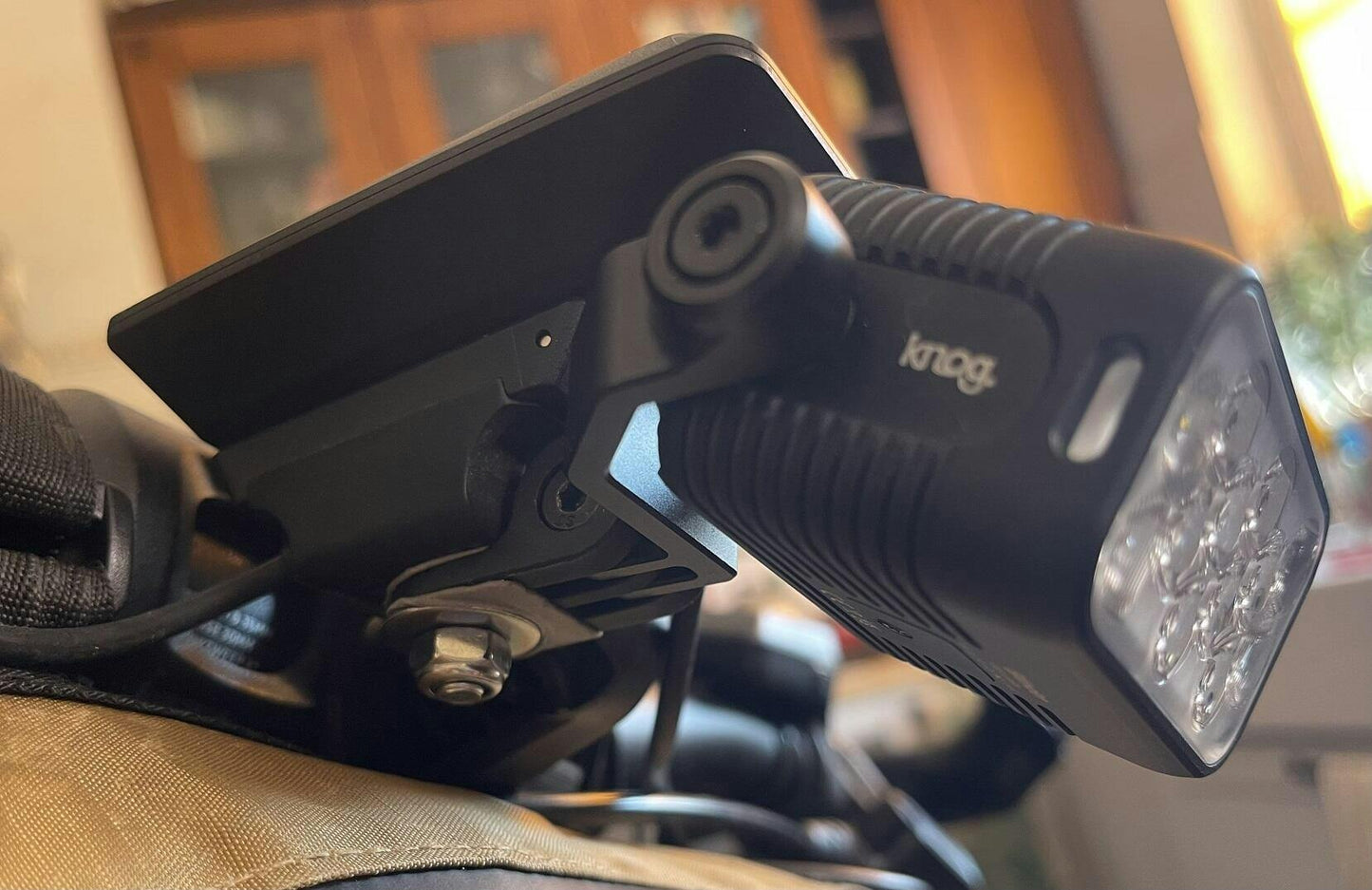 KNOG BLINDER E 1800 Front Light
