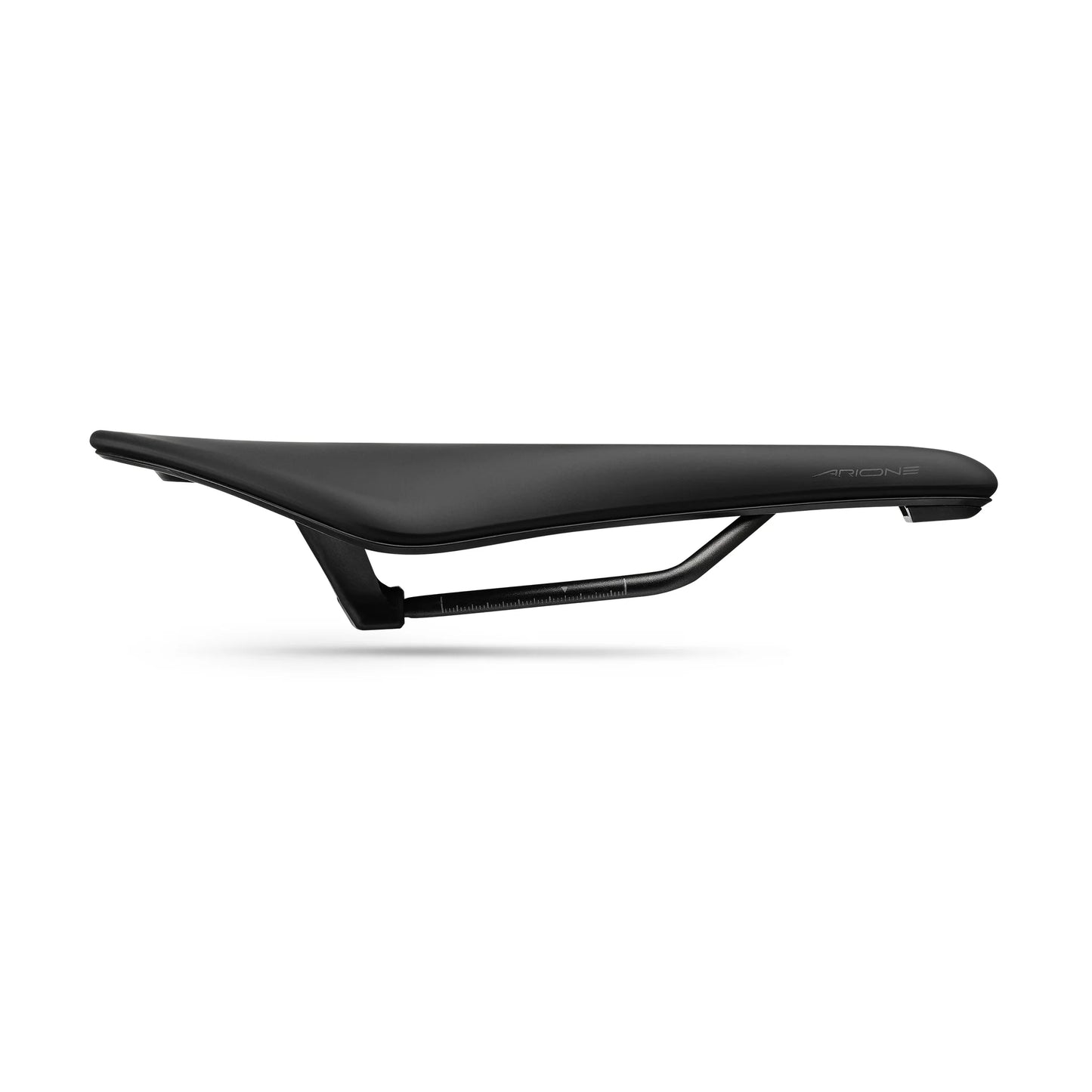 Sadel FIZIK VENTO ARIONE R3 145 mm Skenor Kium