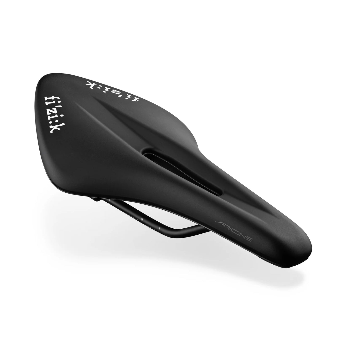Sadel FIZIK VENTO ARIONE R5 145 mm Skenor Stål