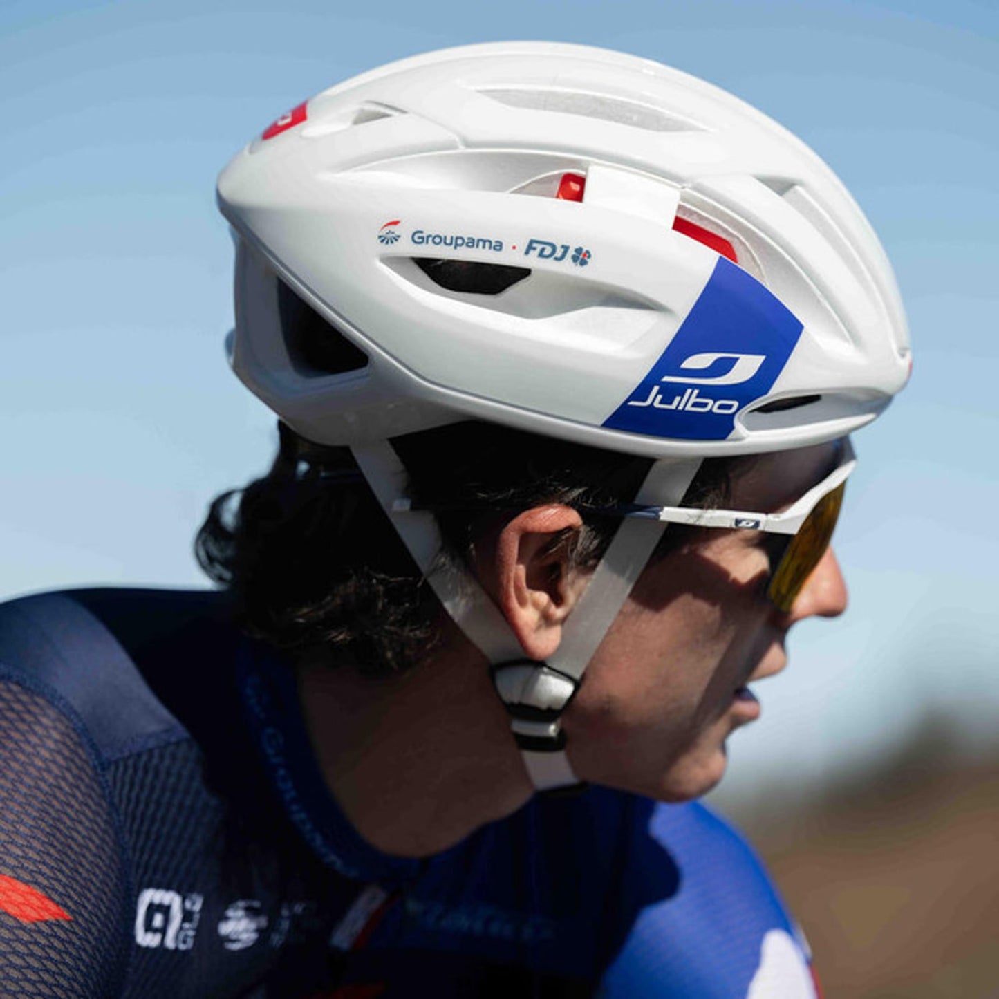 JULBO FINISHER EVO FDJ Road Hjälm Vit