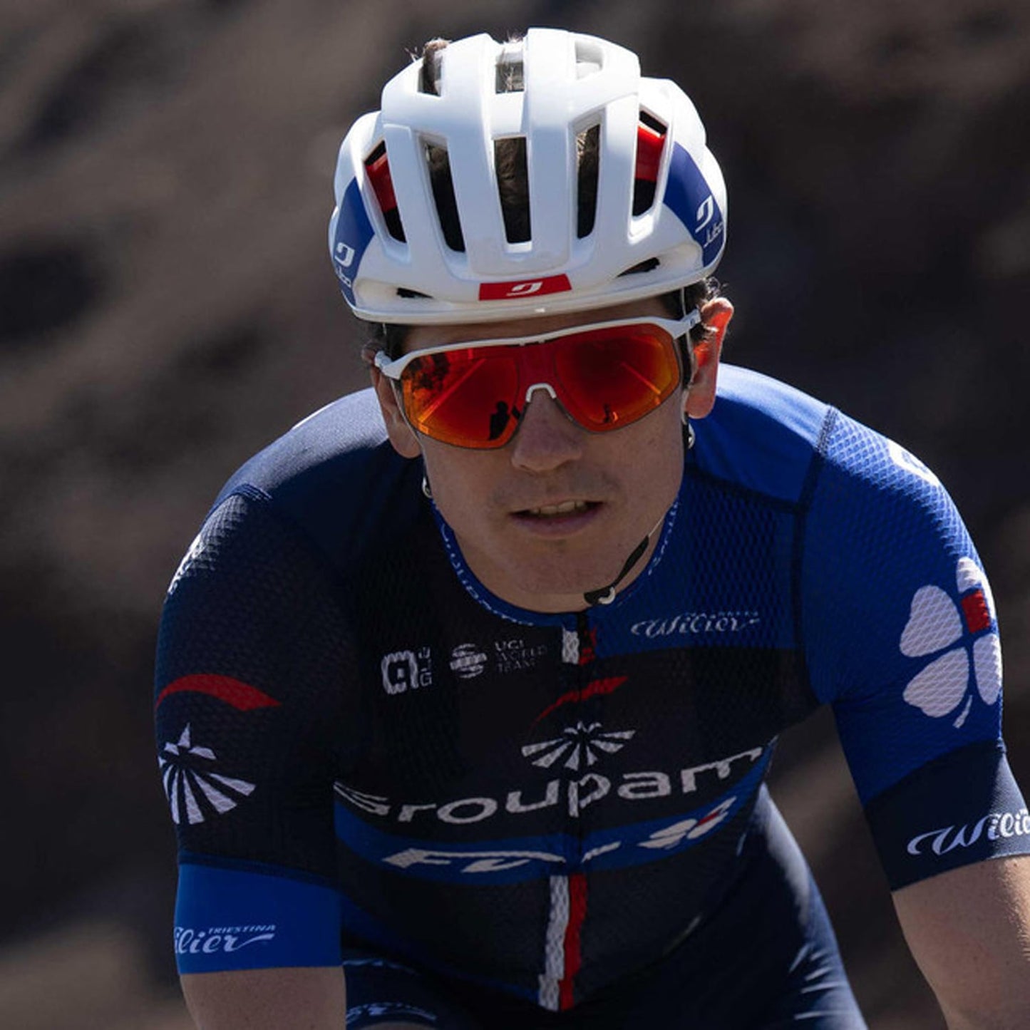 JULBO FINISHER EVO FDJ Road Hjälm Vit