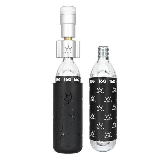 PEATY'S HOLESHOT ROAD/GRAVEL CO2 slaghatt + 2 x 16 g silver CO2 gängade patroner
