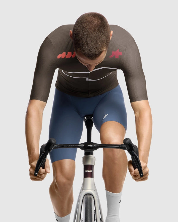 ASSOS EQUIPE R S11 Jersey We are the A Kortärmad Brun