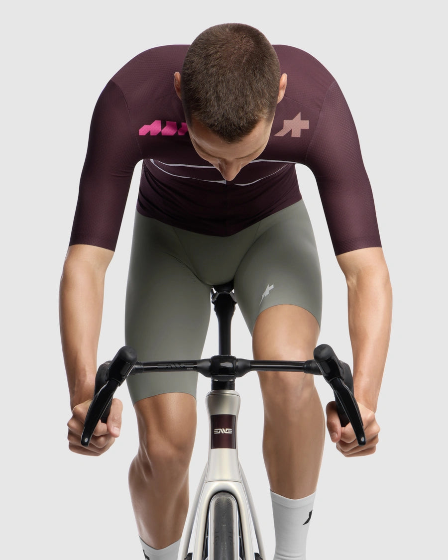 ASSOS EQUIPE EQUIPE R S11 Jersey We are the A Kortärmad Röd