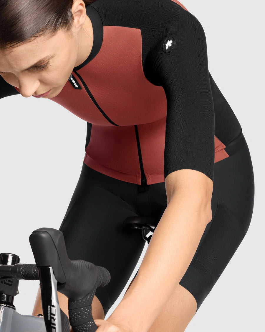 ASSOS TACTICA POST RIDE T5 Kortärmad Jersey Dam Svart