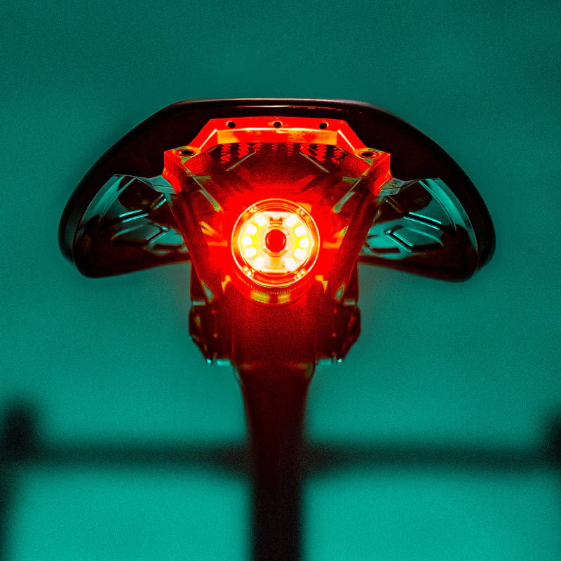 Bakre belysning LEZYNE SADDLE Ai ALERT 250