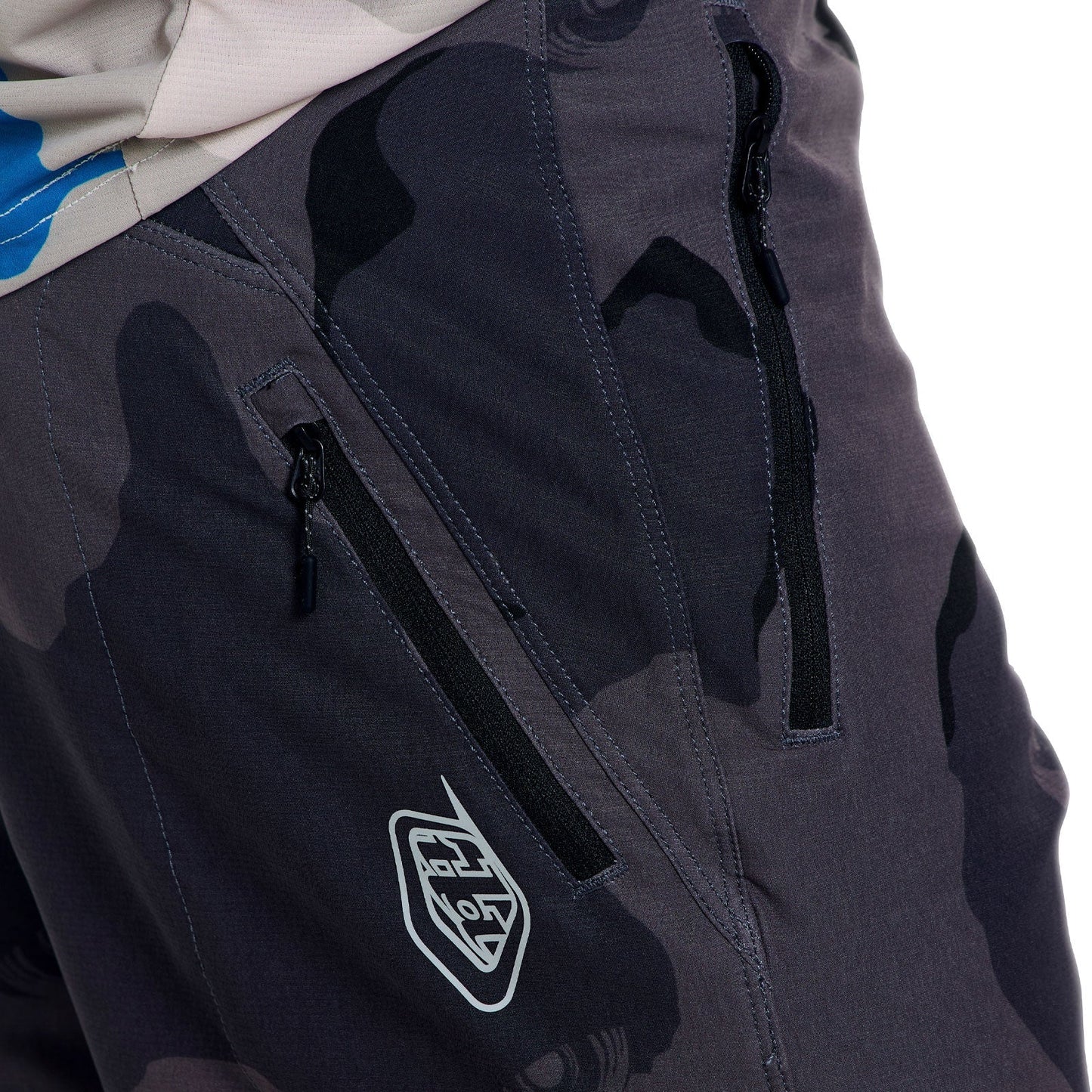 TROY LEE DESIGNS SKYLINE PRO FLOW CAMO Carbon Shorts med foder BN3TH