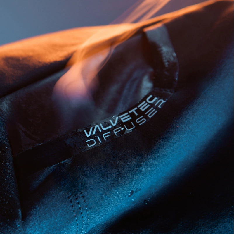 ASSOS EQUIPE RS UZ S11 Jacka i svart serie