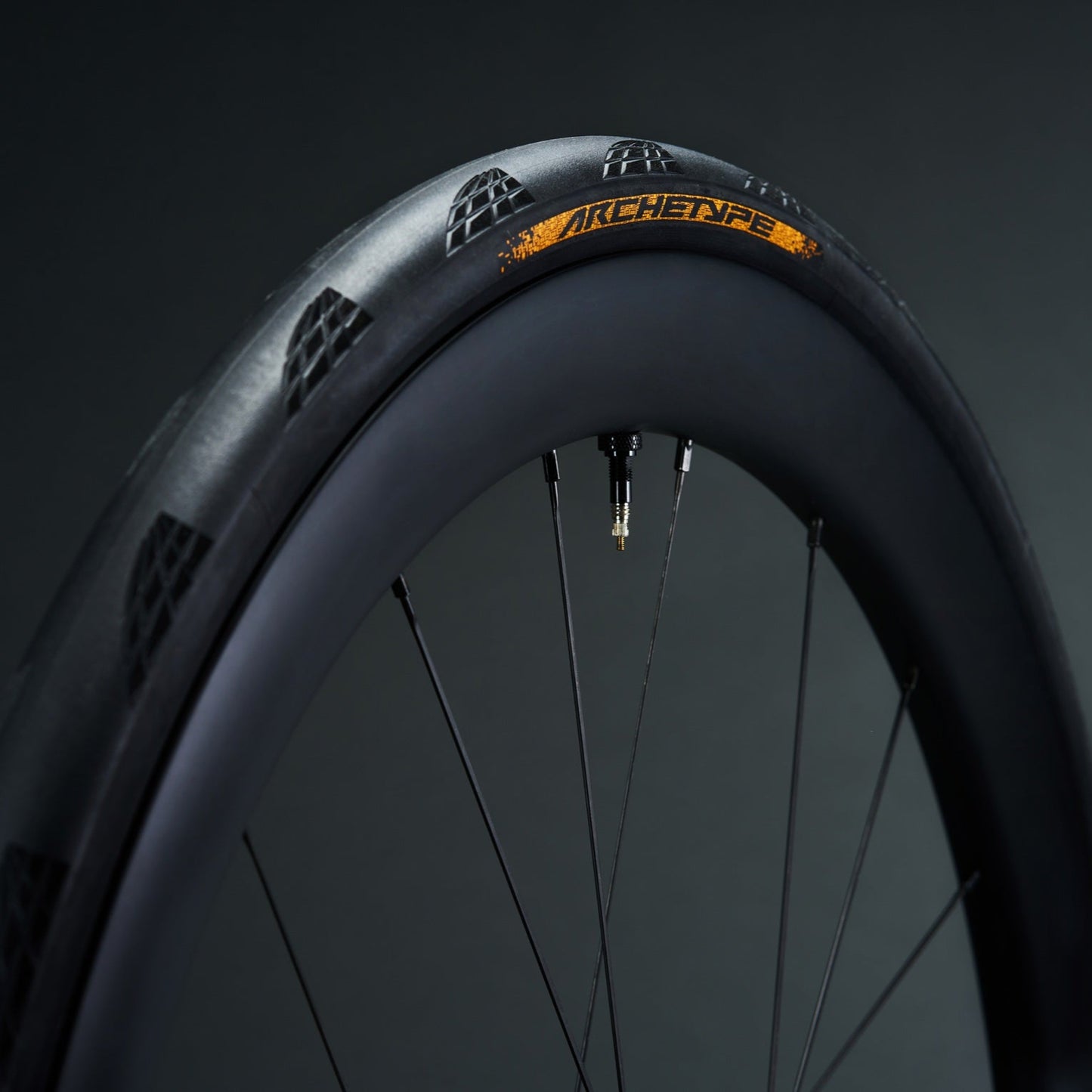 CONTINENTAL ARCHETYPE TDF 2025 700x30c Tubeless Ready Black-däck - begränsad upplaga