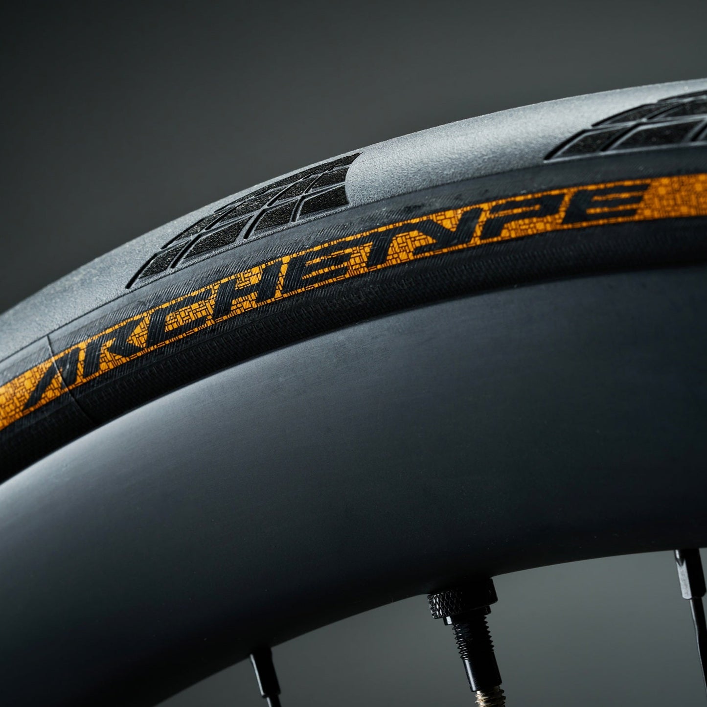CONTINENTAL ARCHETYPE TDF 2025 700x30c Tubeless Ready Black-däck - begränsad upplaga