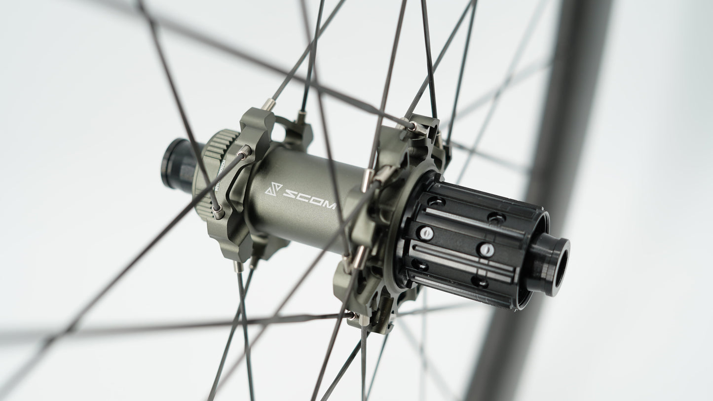 Par SCOM ULTRA + Tubeless Ready-hjul (centerlås)