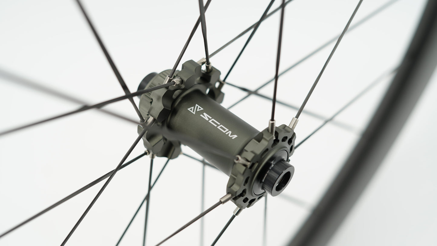 Par SCOM ULTRA + Tubeless Ready-hjul (centerlås)