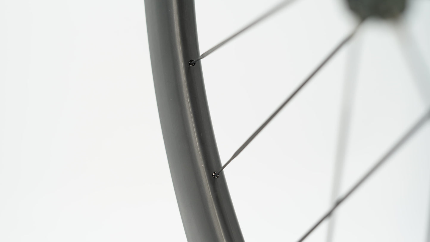 Par SCOM ULTRA + Tubeless Ready-hjul (centerlås)