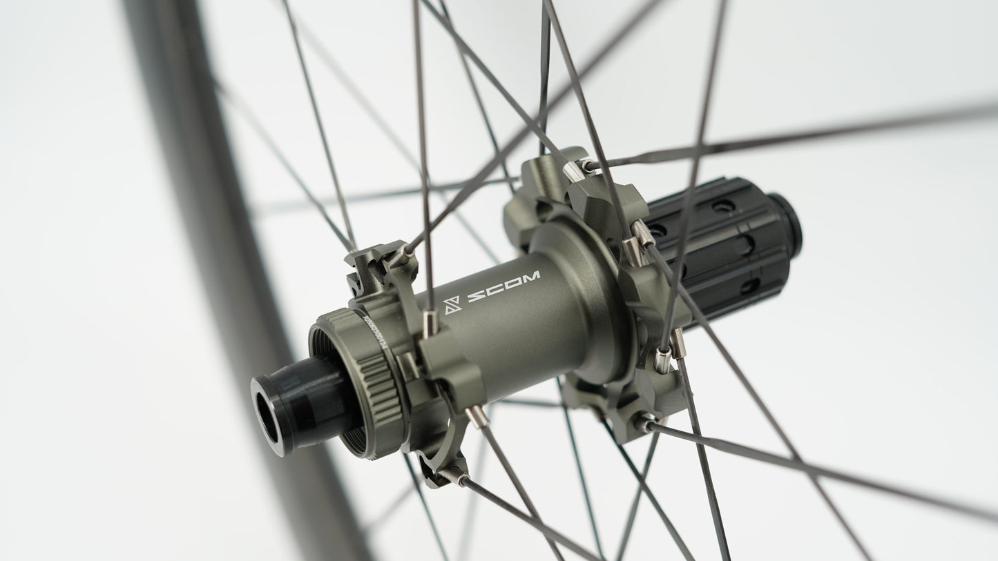 Par SCOM ULTRA + Tubeless Ready-hjul (centerlås)
