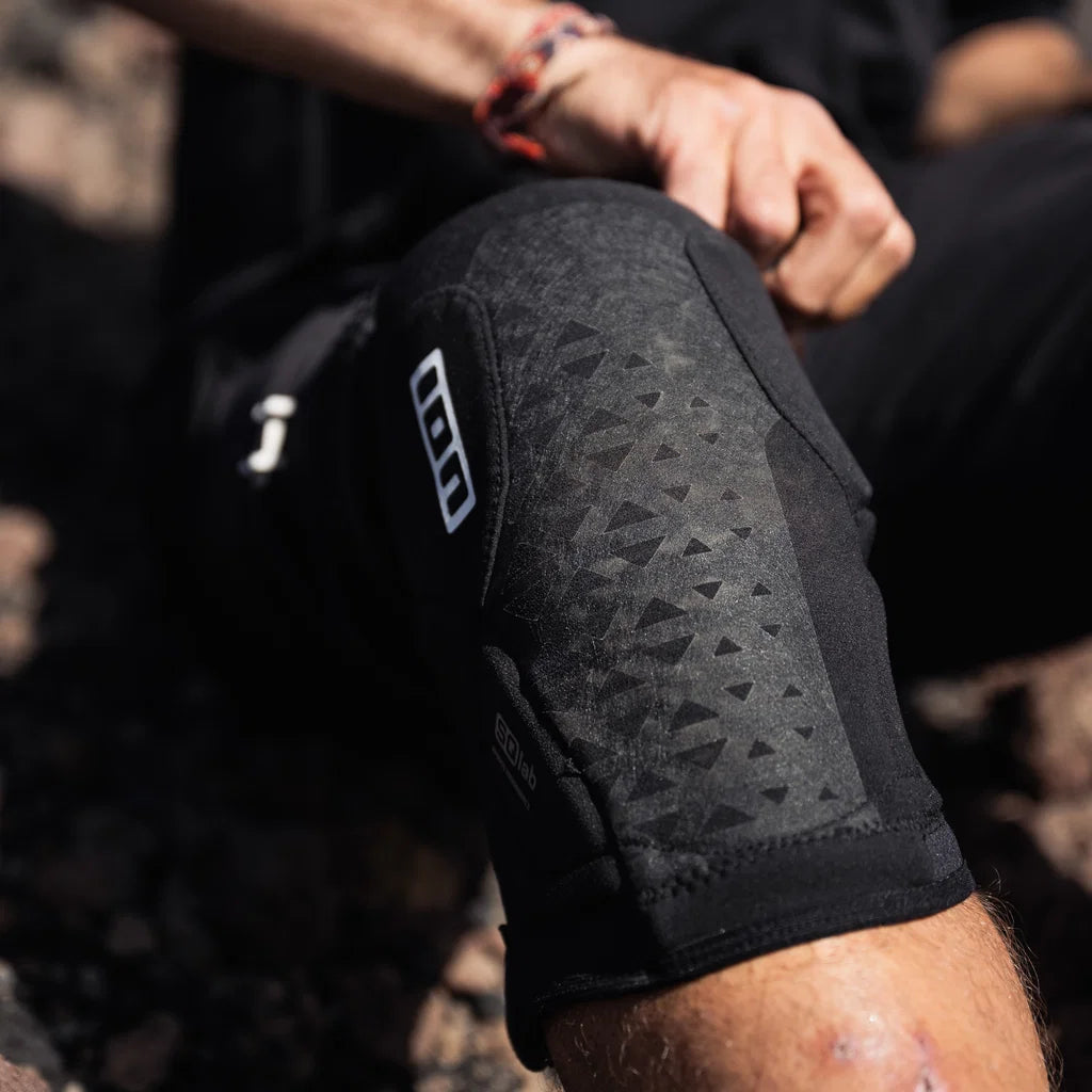 ION K-Pact Unisex Knee Pads Black